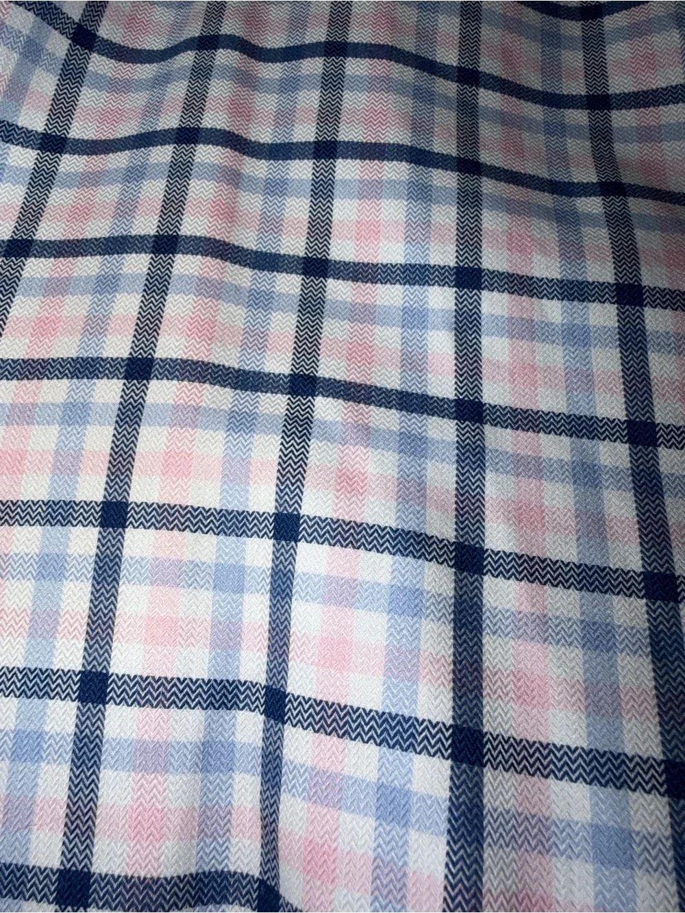 Banana Republic Grant Fit Pink and Blue Plaid Button-Down Shirt